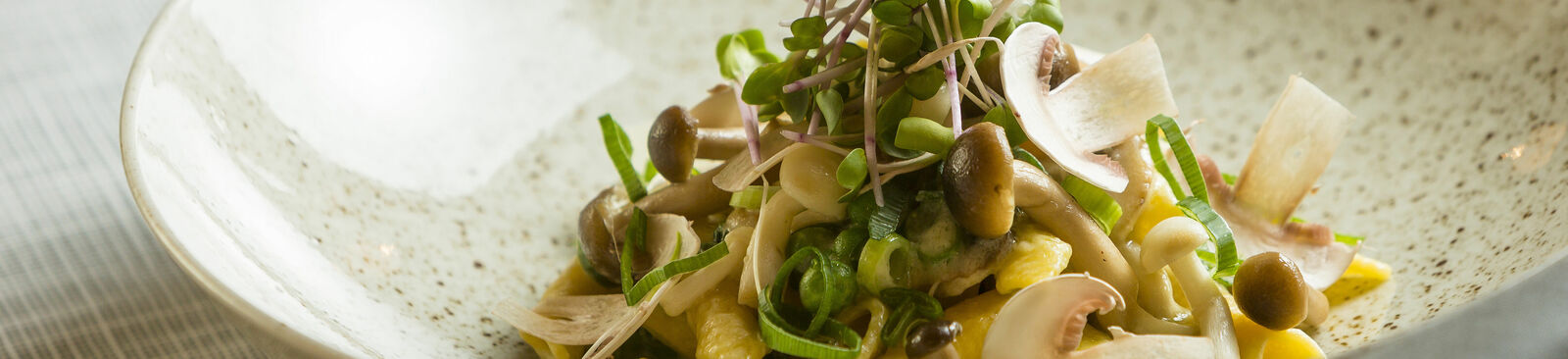 Hausgemachte Garganelli, serviert im Restaurant "Black Sheep" des Hotel Bergland