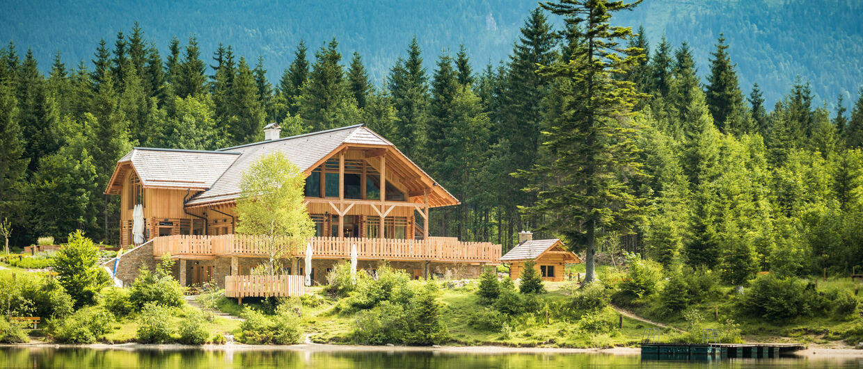 Genuss Gasthaus Kohlröserlhütte am Ufer des Ödensees