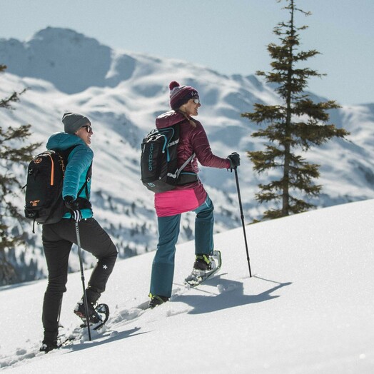 In der Silberregion Karwendel stehen 20 ausgeschilderte Schneeschuhrouten zur Wahl.