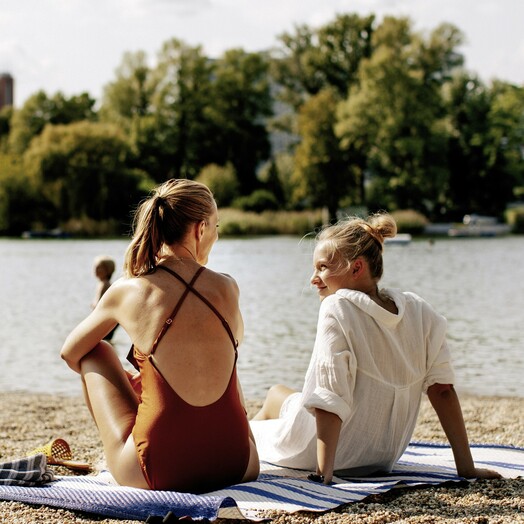 Strandbad Gänsehäufel an der Alten Donau in Wien