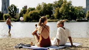 Strandbad Gänsehäufel an der Alten Donau in Wien