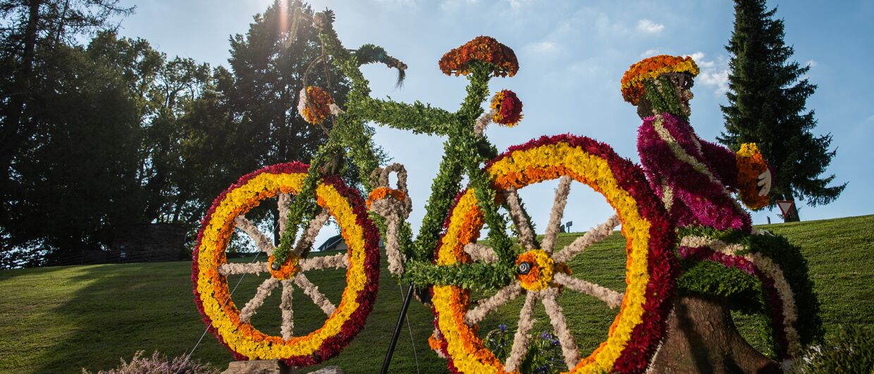 "Blumenkorso" an der Steirischen Blumenstraße