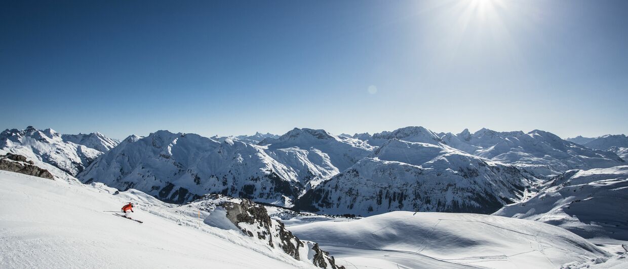 Schneesicherheit und Sonnenstunden: Skifahren in Lech Zürs am Arlberg