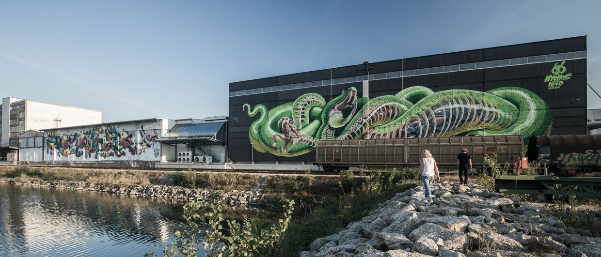 Mural Harbor: Graffiti-Kunst von Nychos