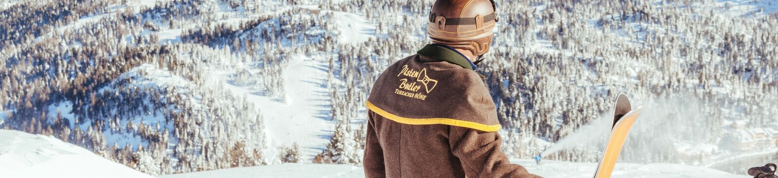 Fesch gekleidet: der "Pistenbutler" auf der Turracher Höhe