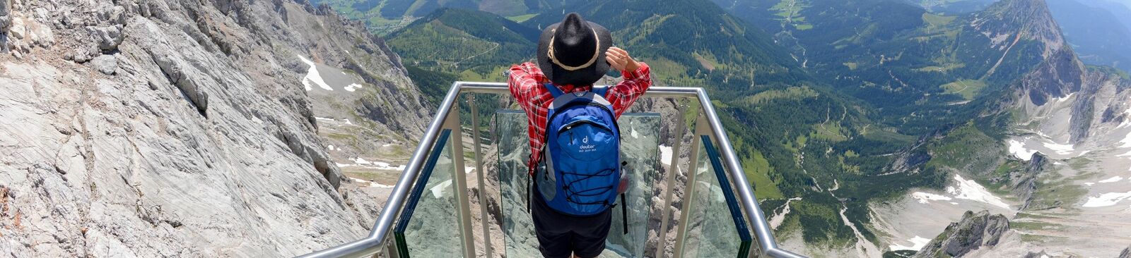 Dachstein: Treppe ins Nichts