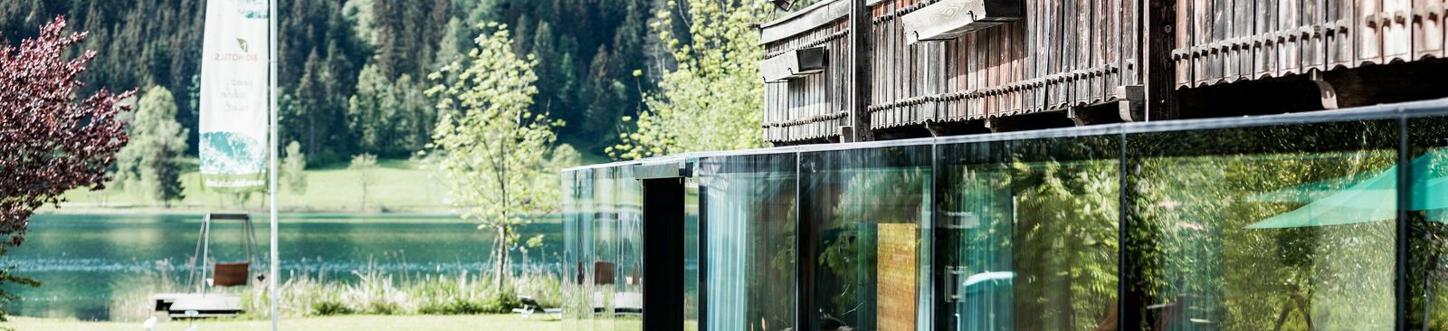 Schöner Blick auf den Weissensee: Das Biohotel Gralhof