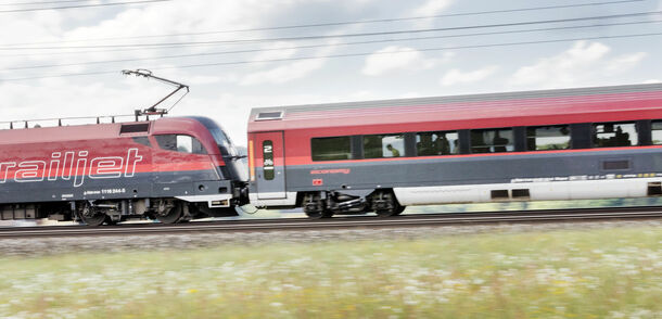 Train travel with OeBB Railjet