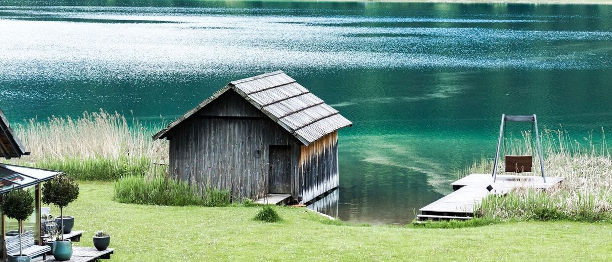 Liegt direkt am Weissensee: Das Biohotel Gralhof