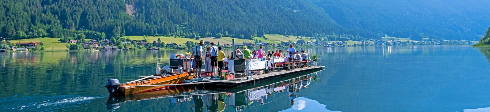 Das Frühstücksfloß am Weissensee in Kärnten