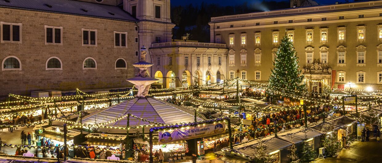 Salzburger Christkindlmarkt am Residenzplatz