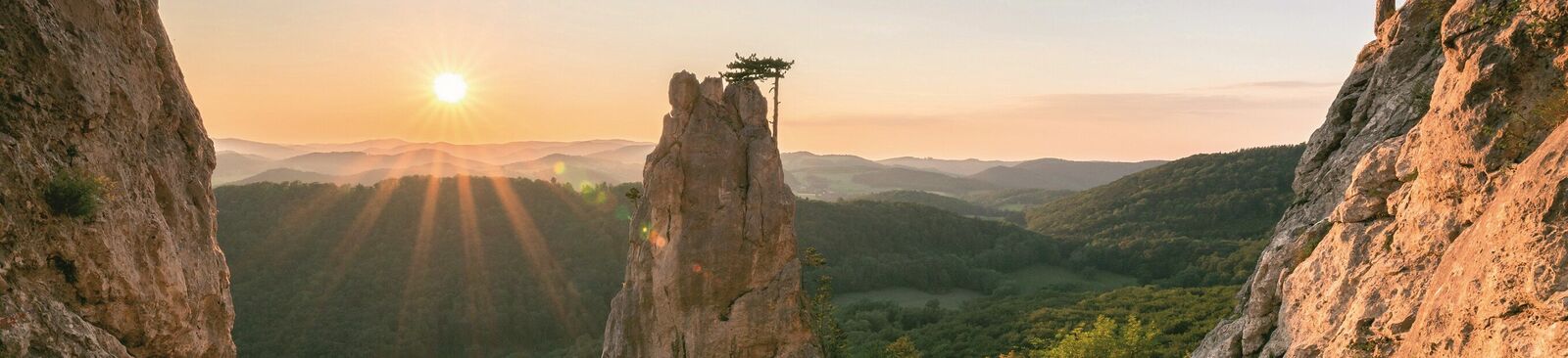 Südlich von Wien erhebt sich der Peilstein im Wienerwald