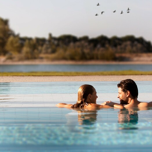 Wellness und Naturgenuss: St. Martins Therme & Lodge