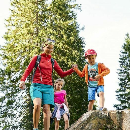 Familienwandern im Brandnertal in Vorarlberg