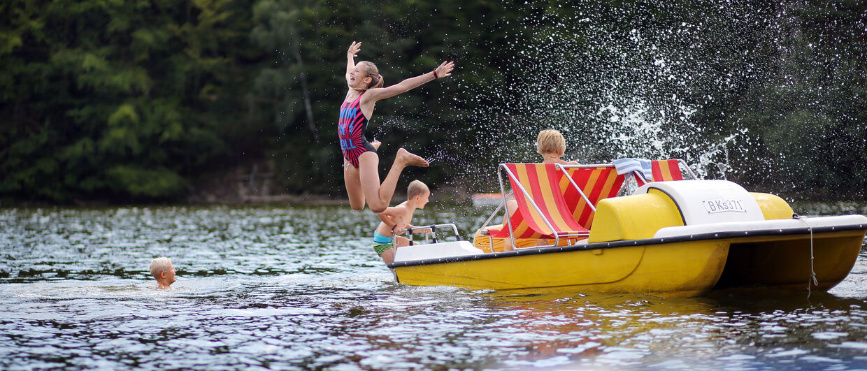 Erfrischung in der Sommerhitze am Stausee Ottenstein