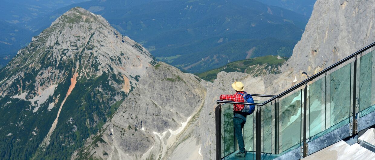 Dachstein: Treppe ins Nichts