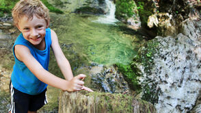 Erfrischung am Wasser im alpinen Mostviertel