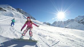 Lyžování ve středisku Kühtai v blízkosti Innsbrucku