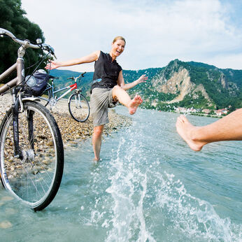 Cyclists at the Danube